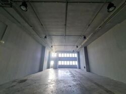 Carros Centre (D25), Factory #632862931